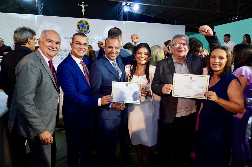 Henry Lira e Flávio Marinho são diplomados prefeito e vice-prefeito e reforçam compromisso com o desenvolvimento de Santa Luzia