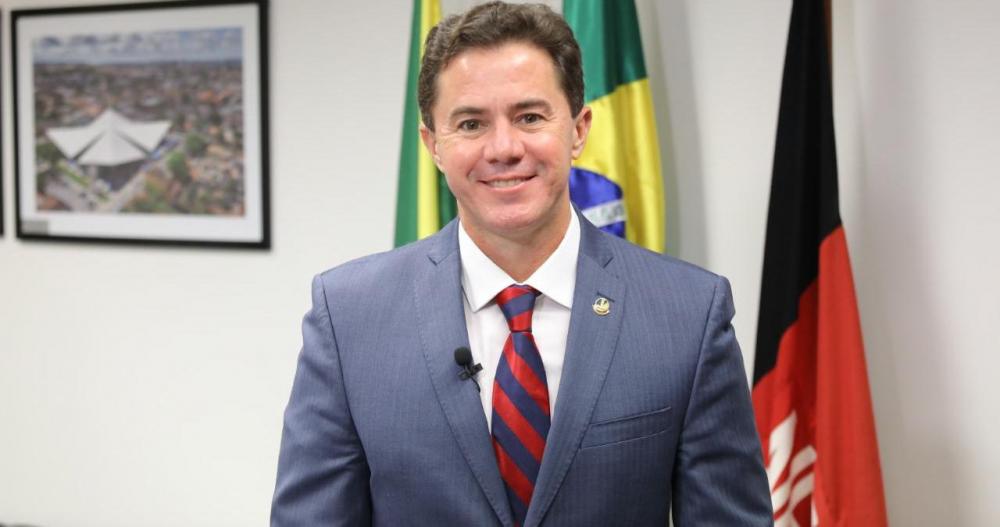 Veneziano Vital lamenta cortes de verbas para universidades federais e apela para Reitor da UFCG