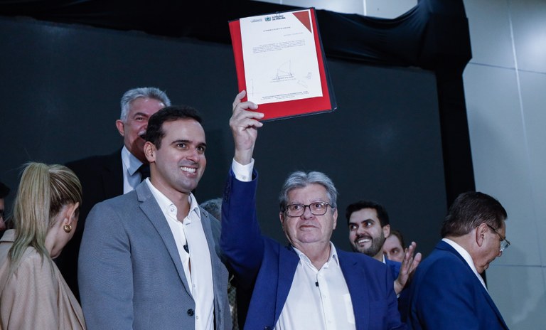 Governador João Azevêdo autoriza pagamento de R$ 168,4 milhões de emendas parlamentares