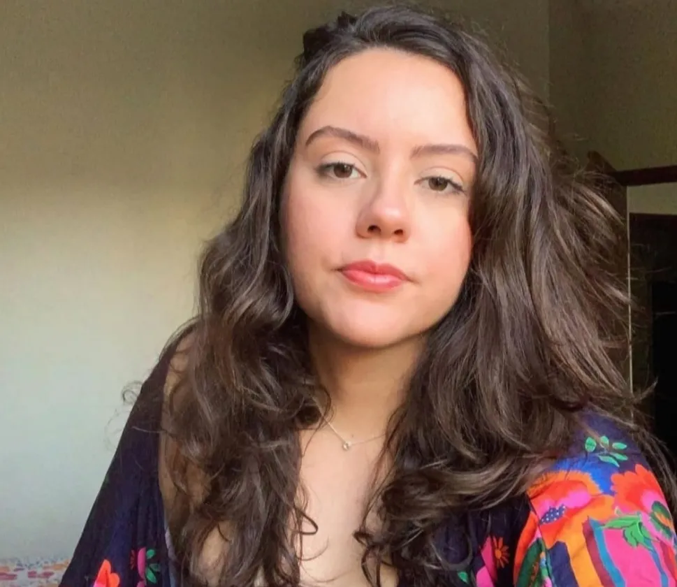 Carreta na contramão provoca acidente na BR-412 e mata jovem advogada