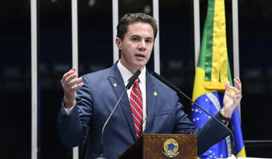 Comissão do Senado aprova projeto que proíbe cobrança extra por diplomas em universidades