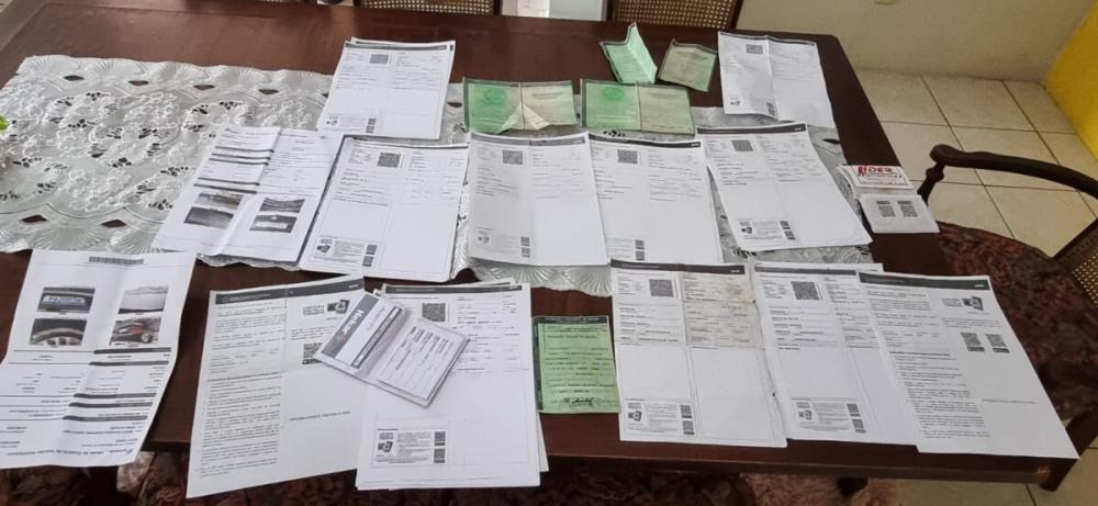 Operação prende três pessoas acusadas de golpes de R$ 10 milhões na venda de carros na Paraíba