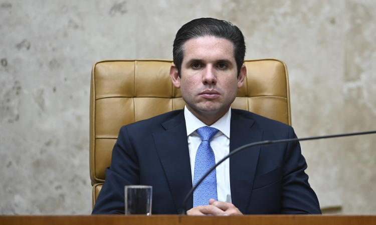 Hugo Motta confirma vinda à Paraíba neste fim de semana para “discutir estratégias e formação de chapa” para as eleições de 2026