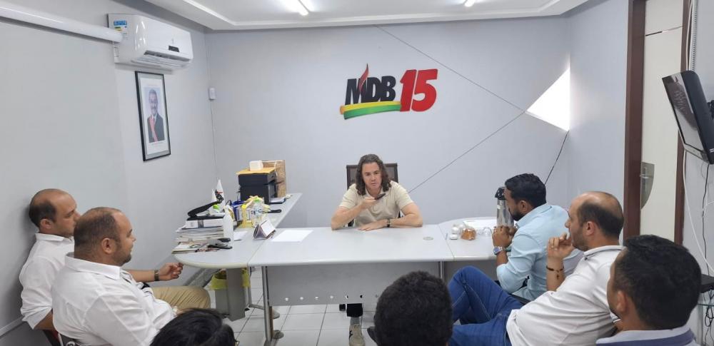 Veneziano recebe o apoio à sua reeleição de todos os vereadores da cidade de Pilões