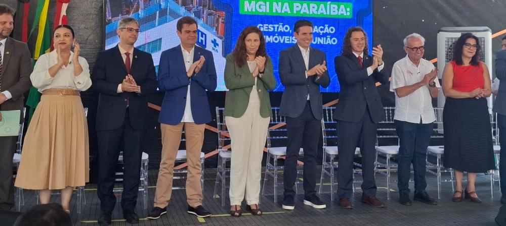 Cícero e Veneziano acompanham ministra de Lula na Paraíba, mas João Azevêdo não participa