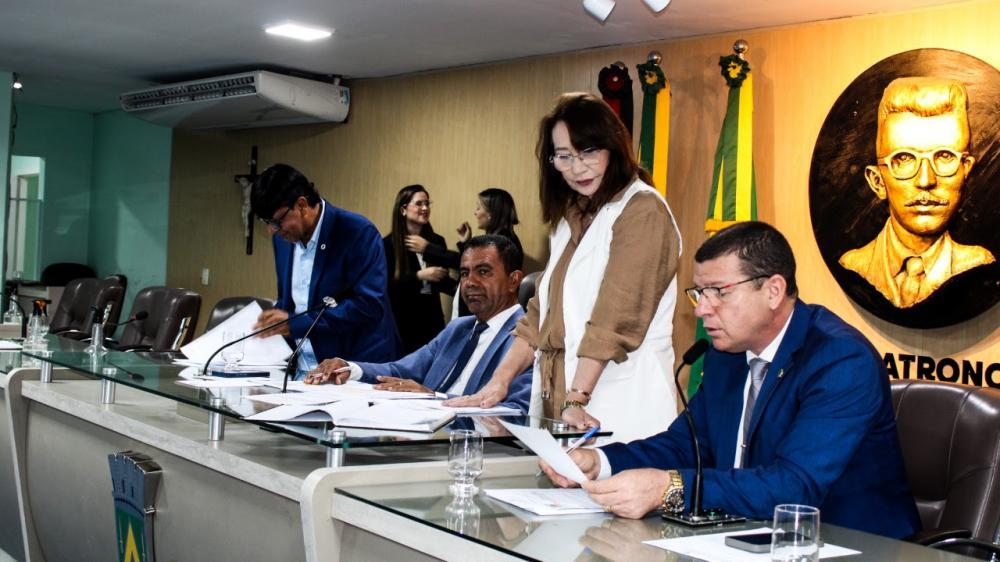 Vereadores discutem problemas relacionados à saúde durante sessão