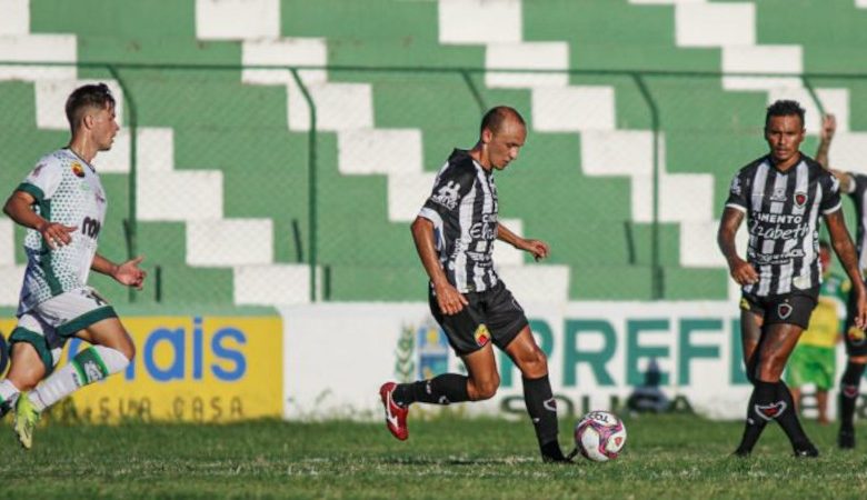 Nacional empata com Botafogo-PB e segue luta contra rebaixamento