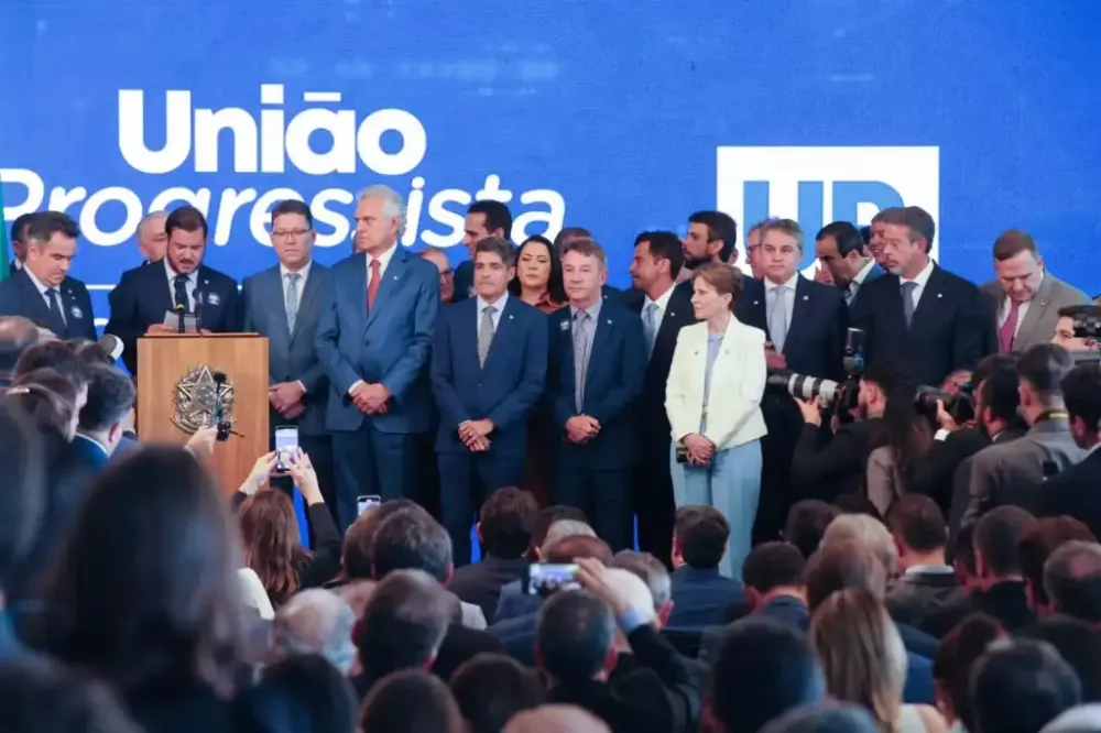 Caciques do União Brasil debatem fim da recém-criada federação com PP