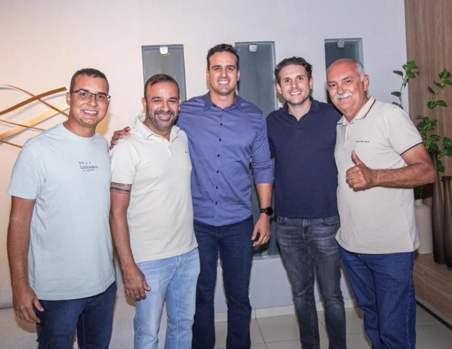 Com apoio do Republicanos, Zezé coloca o bloco nas ruas e mira representação do Vale do Sabugi na Assembleia Legislativa