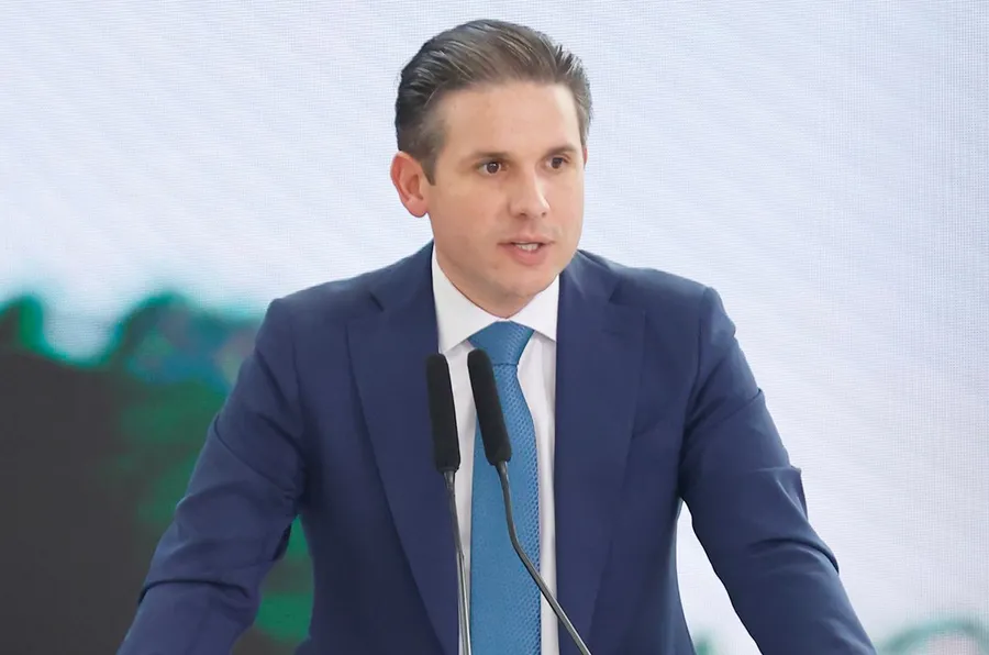 Hugo Motta cobra fidelidade e pressiona Republicanos a fechar com chapa governista em 2026