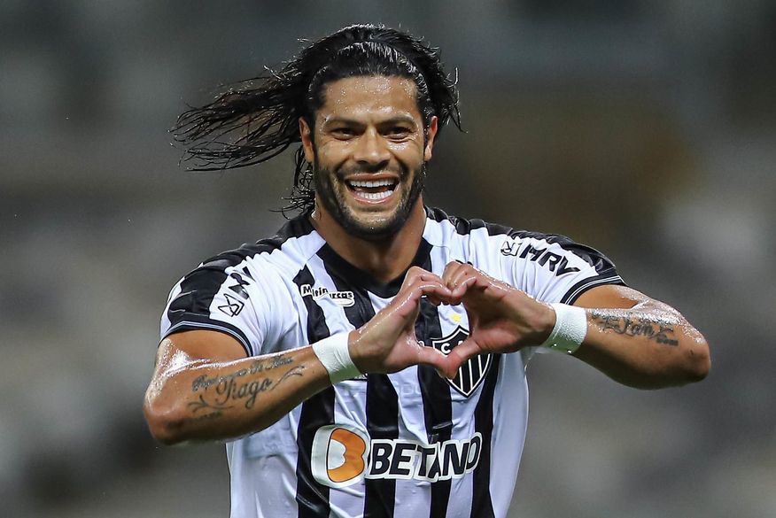 O Jogador Paraibano Hulk conquista 18º título da carreira e 'debuta' no Brasil