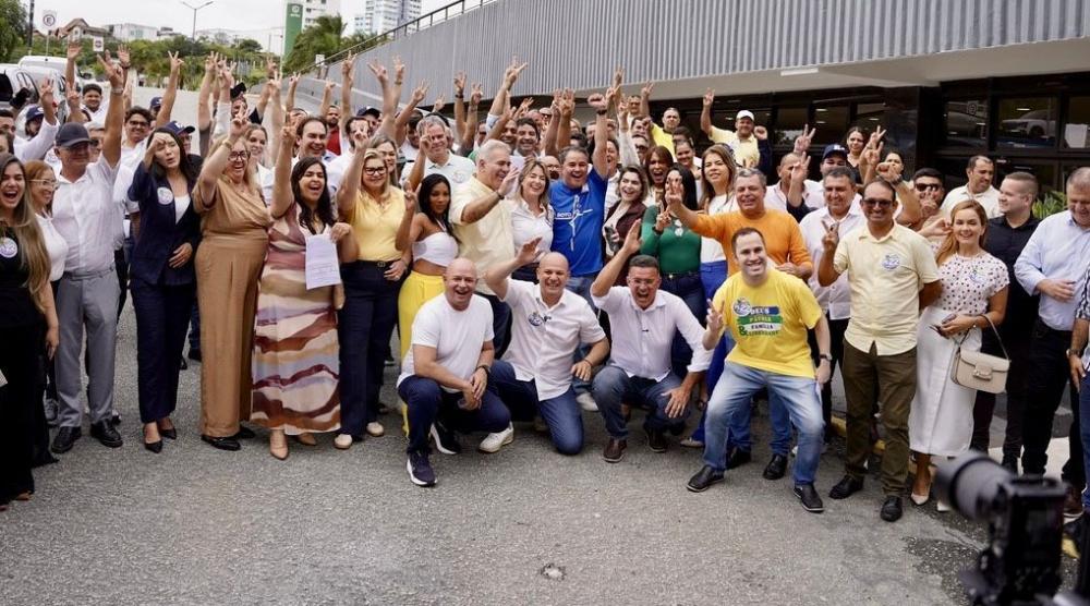 Efraim Filho articula filiação de aliados ao PL e consolida força na disputa pelo Governo da Paraíba