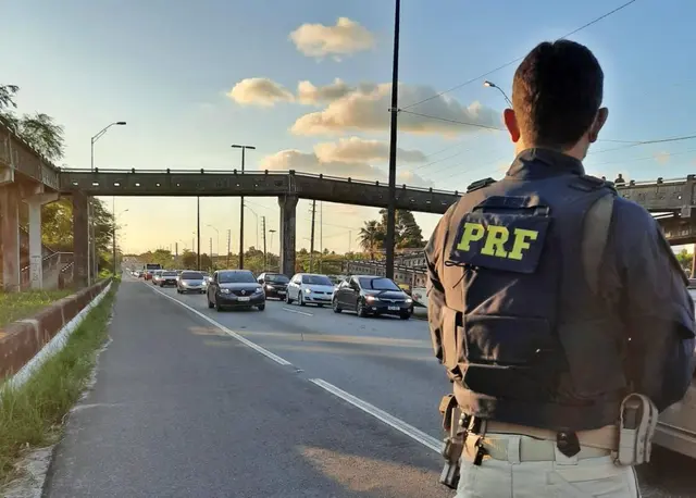 PRF registra 25 acidentes e 33 feridos em rodovias da Paraíba durante feriado de Tiradentes