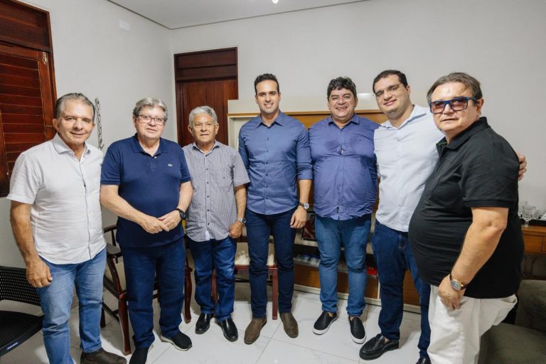 Ex-prefeito e ex-vice-prefeito de Pombal anunciam apoio a Lucas, João e Nabor