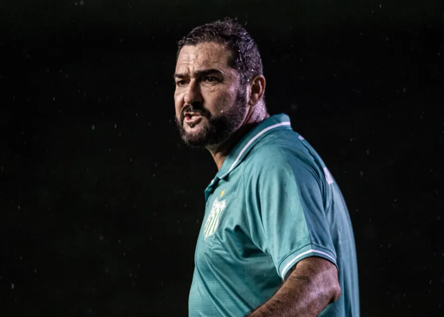 Adversário do Serra Branca na Série D, Uberlândia tem técnico bicampeão mundial
