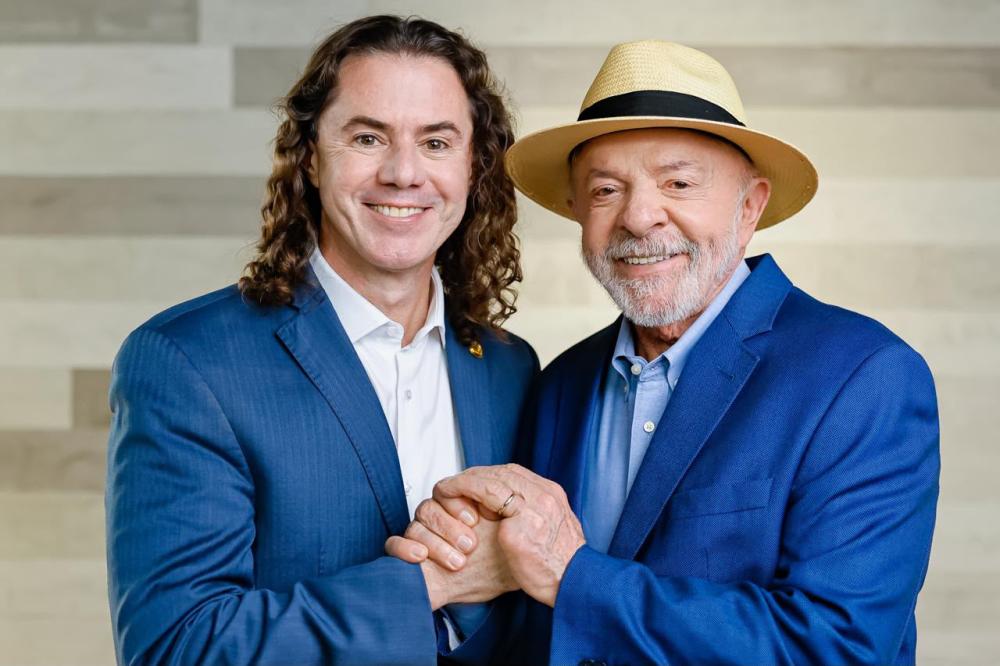 Veneziano se reúne com Lula e grava com o presidente renovando compromisso com sua reeleição para o Senado