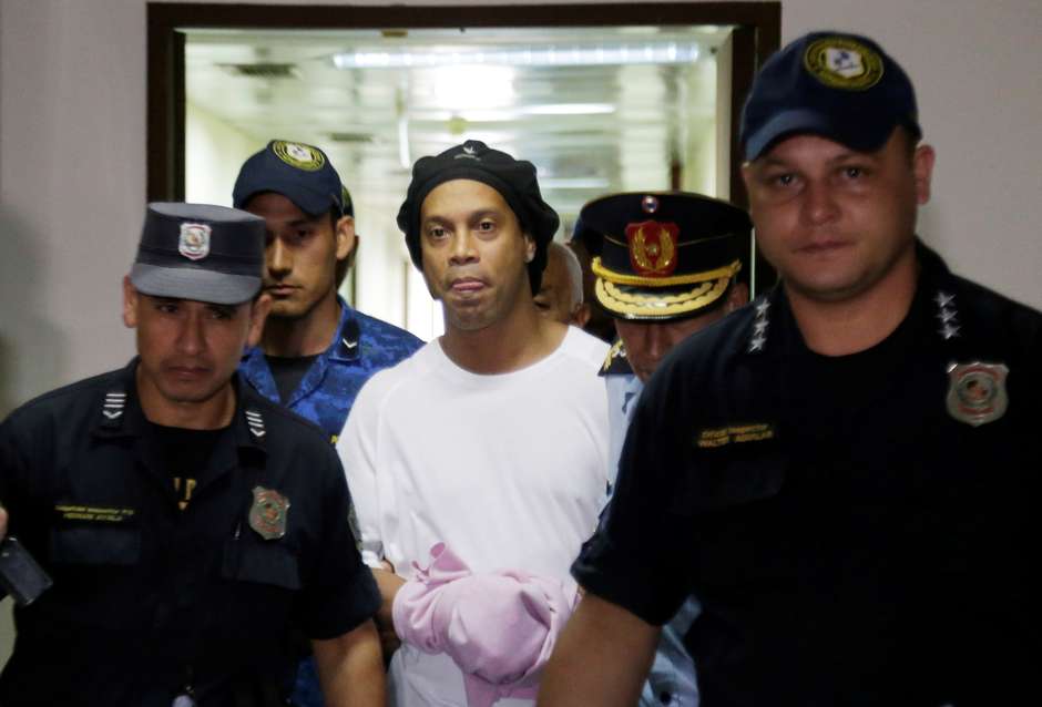 Perícia no telefone de R10 apura ligação com quadrilha 