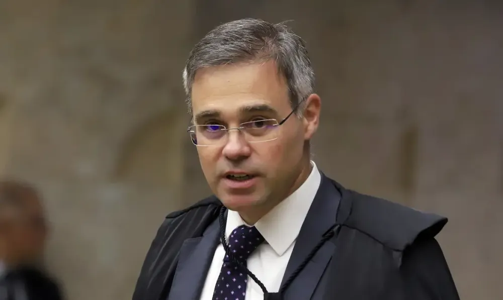 Mendonça rejeita ação contra reajuste do Bolsa Família