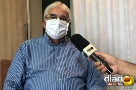Ex-senador Efraim Morais fala dos trabalhos na SEDAP e as projeções políticas para 2022