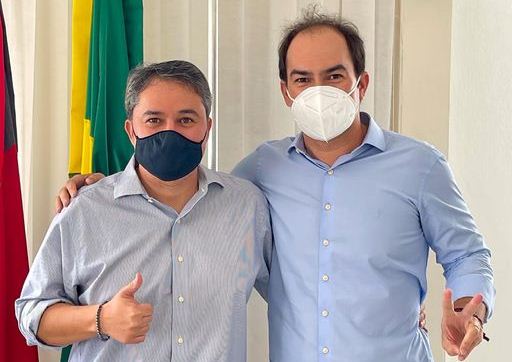 Deputado municipalista anuncia mais um ônibus para São José do Sabugi PB