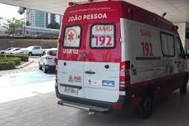 Homem invade ambulância do Samu, fere condutor e tenta esfaquear enfermeira e paciente na Capital