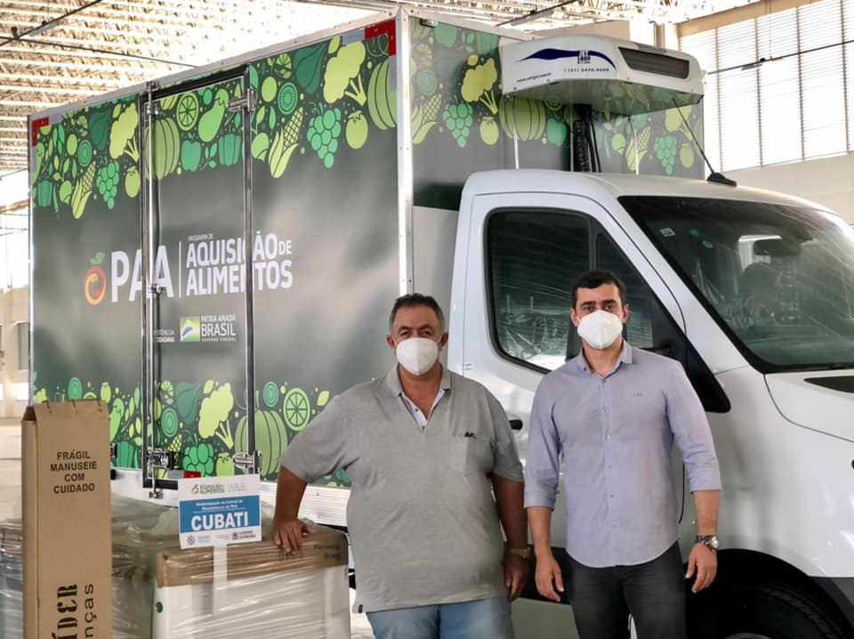 Prefeitura de Cubati recebe Caminhão e equipamentos da Agricultura Familiar