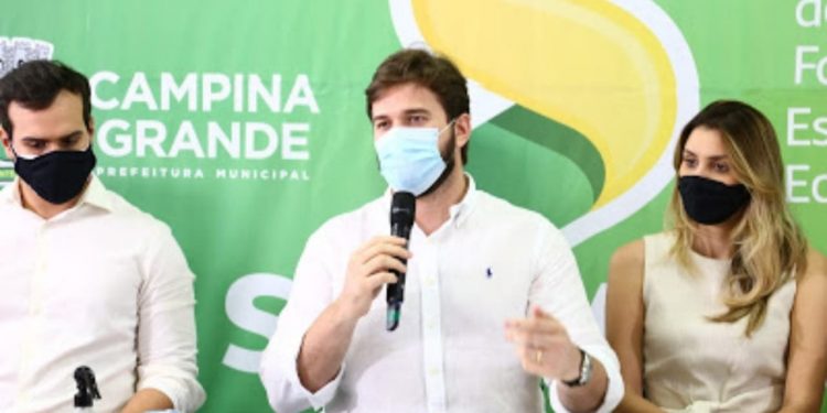 Bruno lança pacote para pagar auxílio de R$ 400 aos carentes de Campina