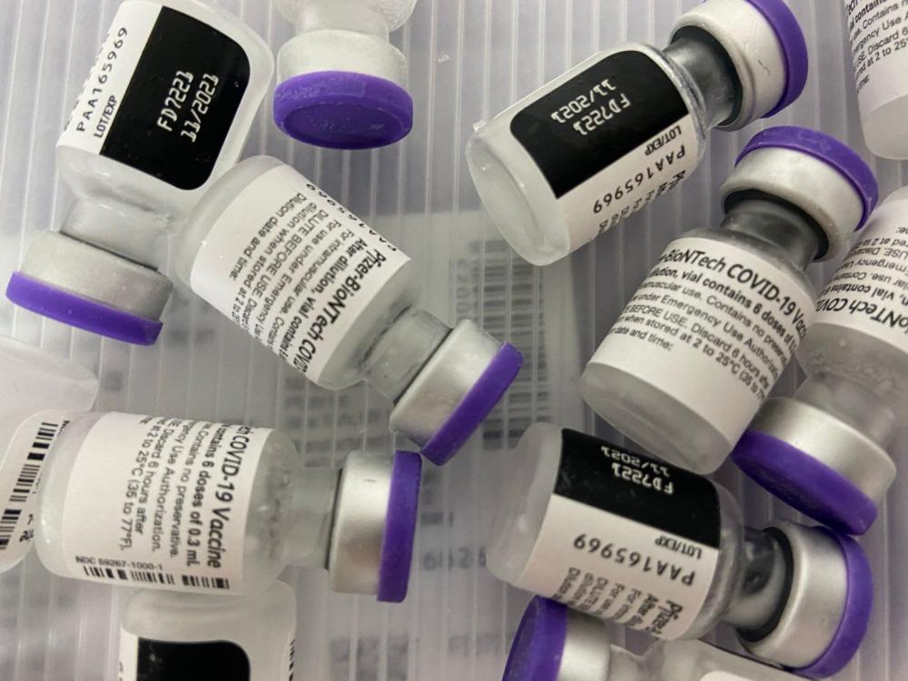 Anvisa suspende distribuição e uso de 12 milhões de doses da CoronaVac; saiba o motivo