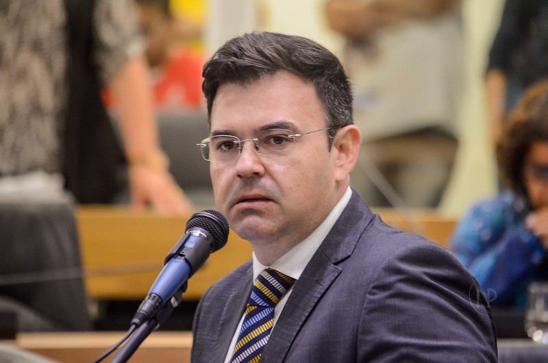 Raniery Paulino diz que vai propor ao MDB filiação do governador João Azevedo